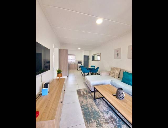 2 BEDROOM APARTMENT FOR SALE IN FOURWAYS